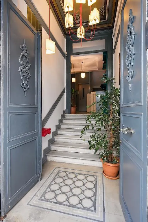 Ala Suites Istanbul 3*,