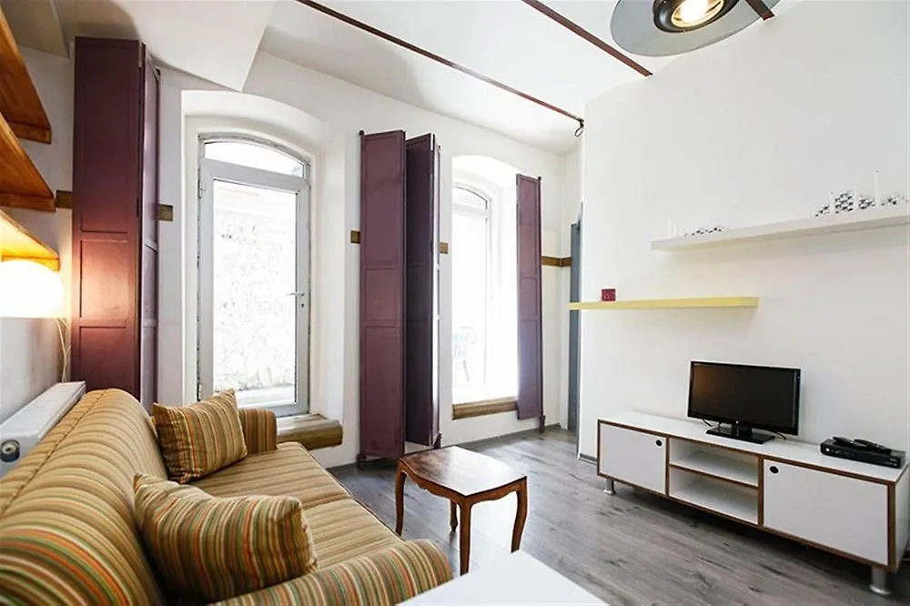 Ala Suites Istanbul 3*,